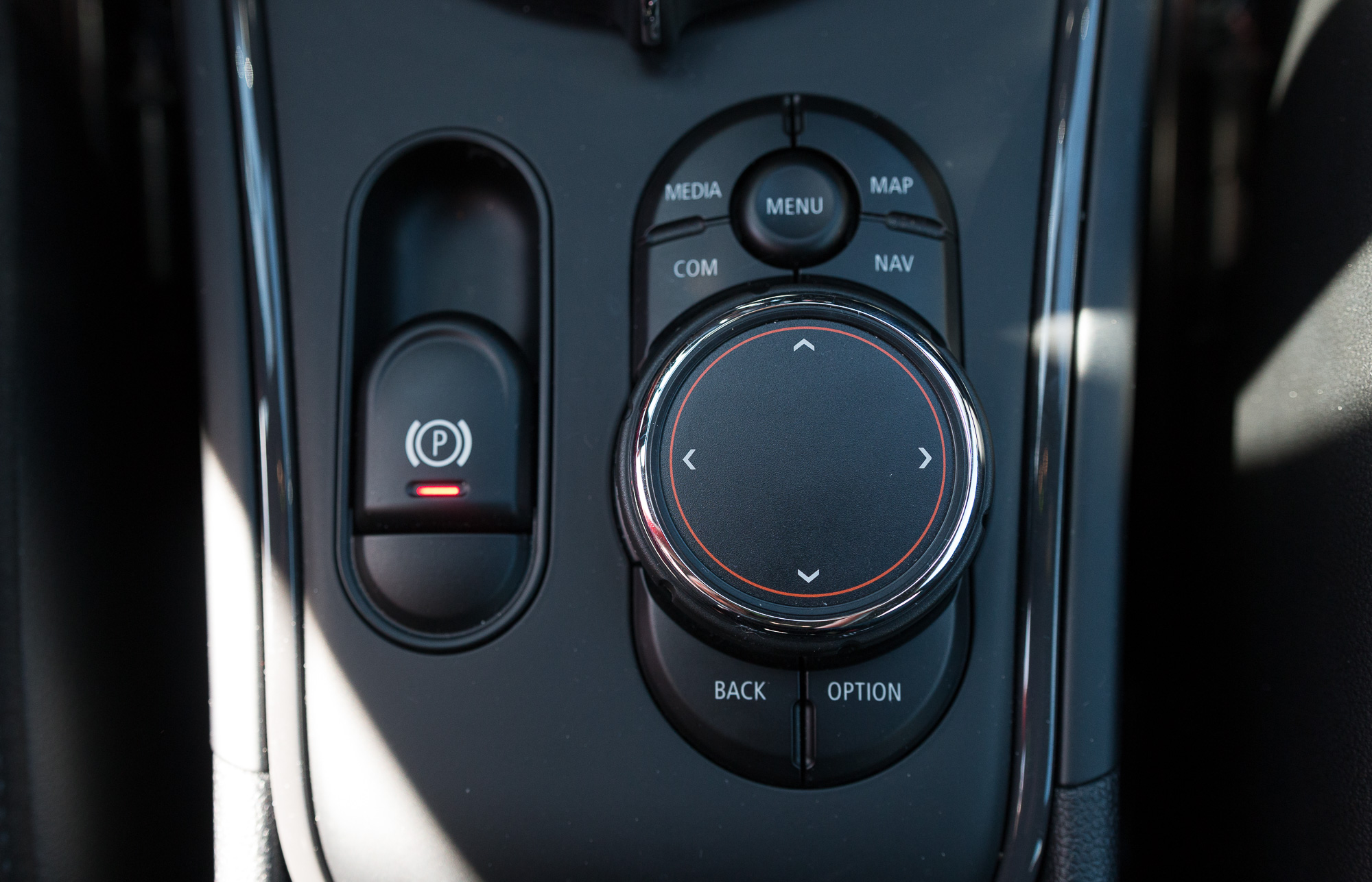MINI-Countryman-Cooper-S-E-ALL4-16