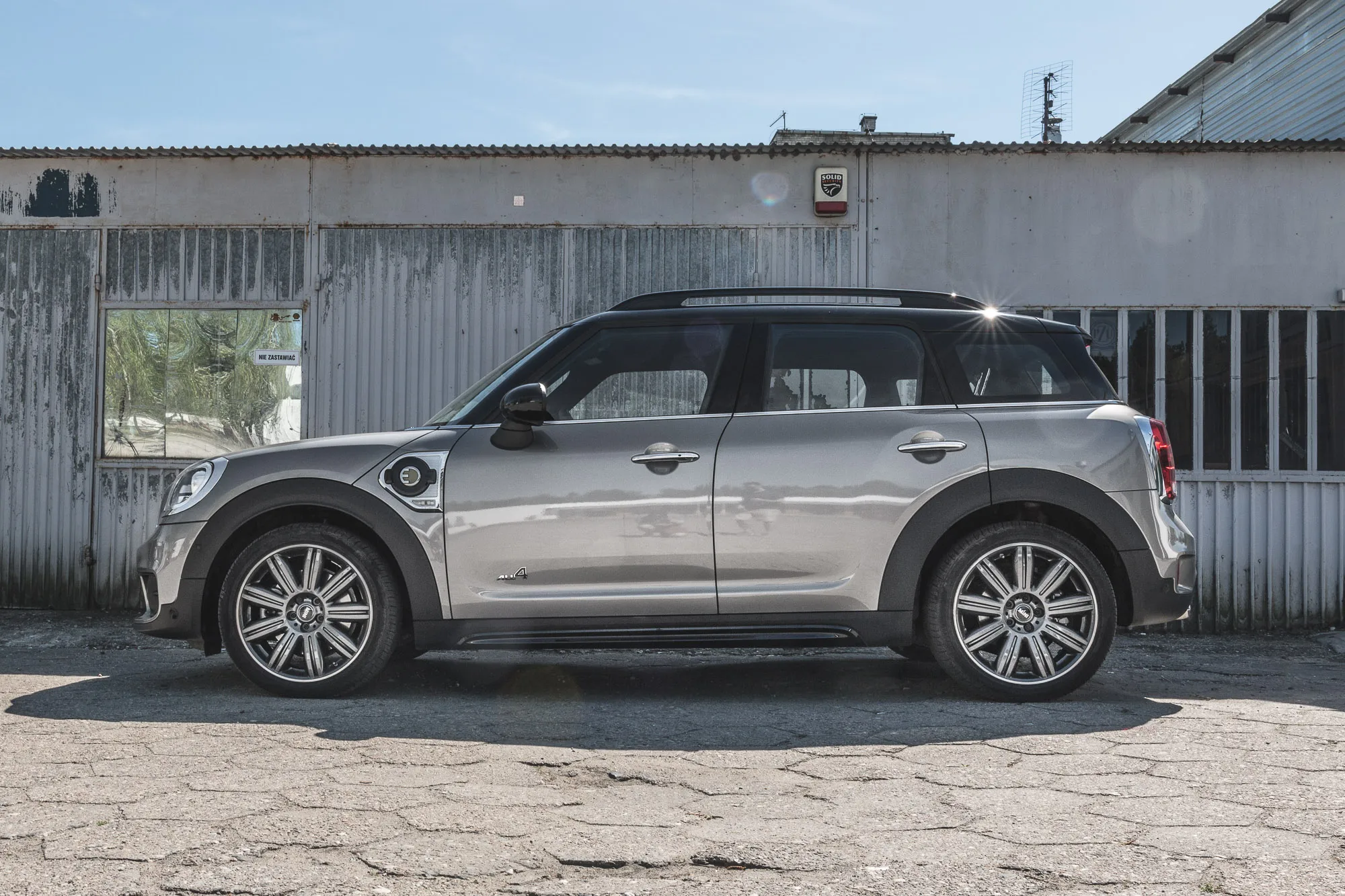 MINI-Countryman-Cooper-S-E-ALL4-6 