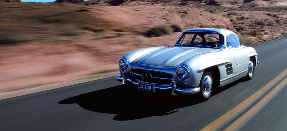 Mercedes-300SL-gullwing-4