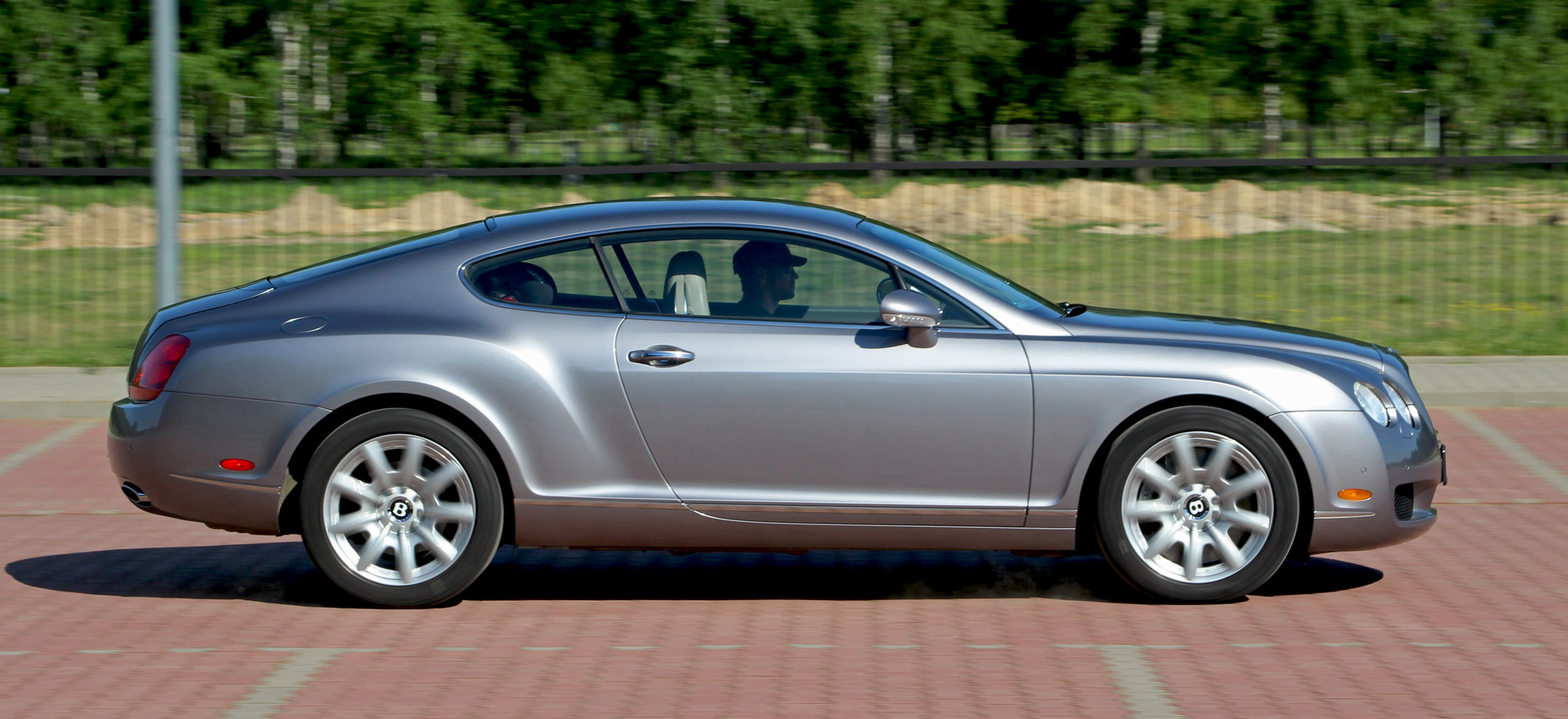 bentley-continental-gt-lider