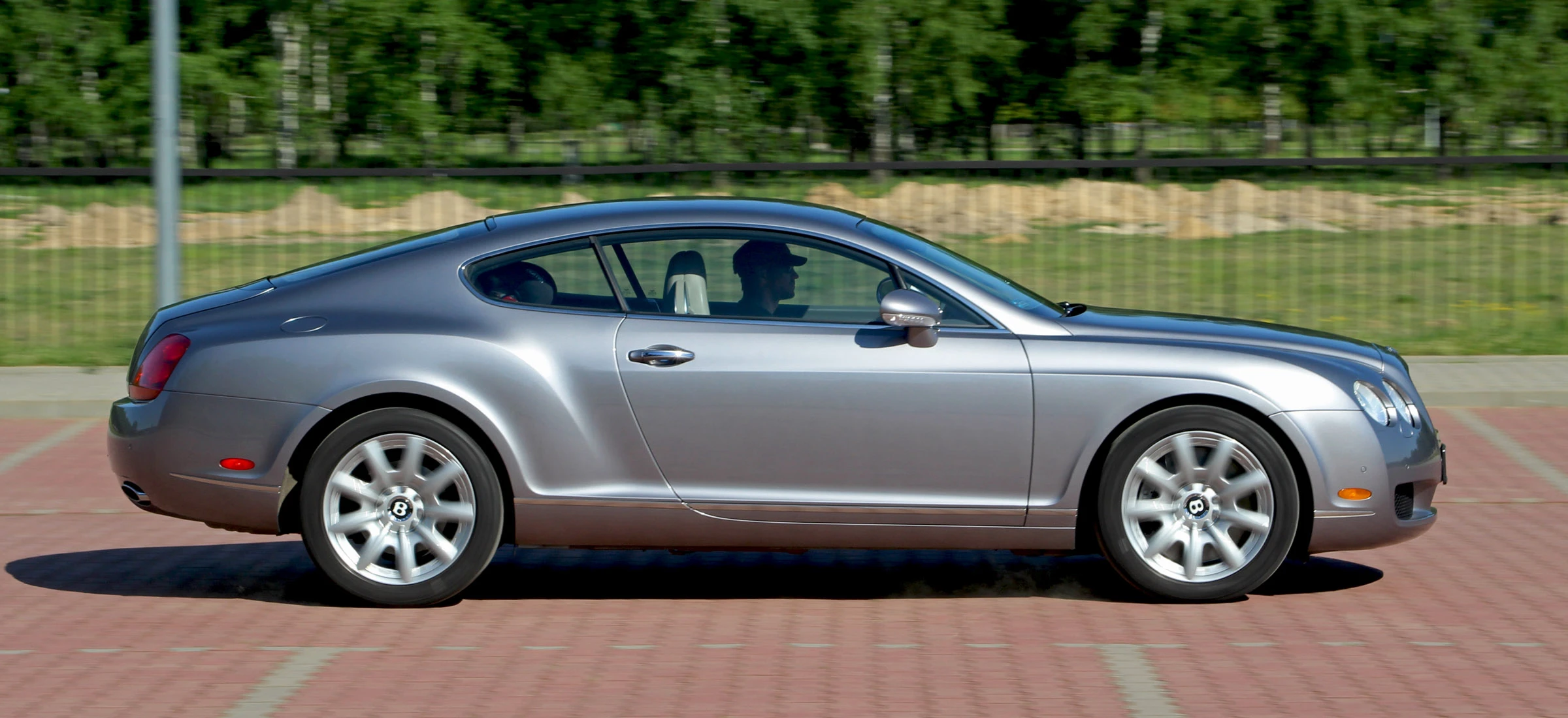 bentley-continental-gt-lider