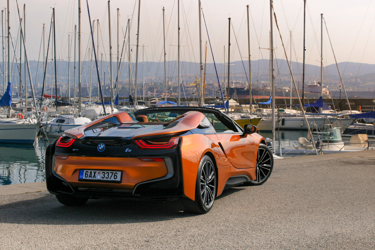 bmw-i8-roadster-1 