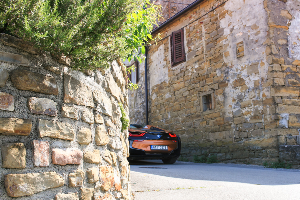 bmw-i8-roadster-17 