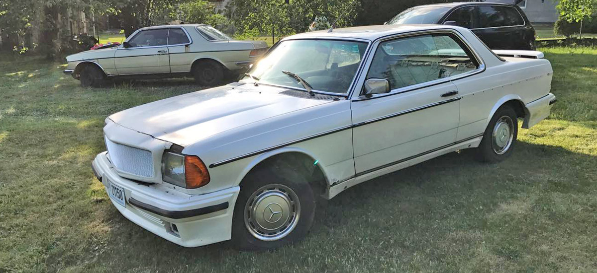 Mercedes W123 coupe z Andory z „pakietem AMG”, czyli wszystko źle