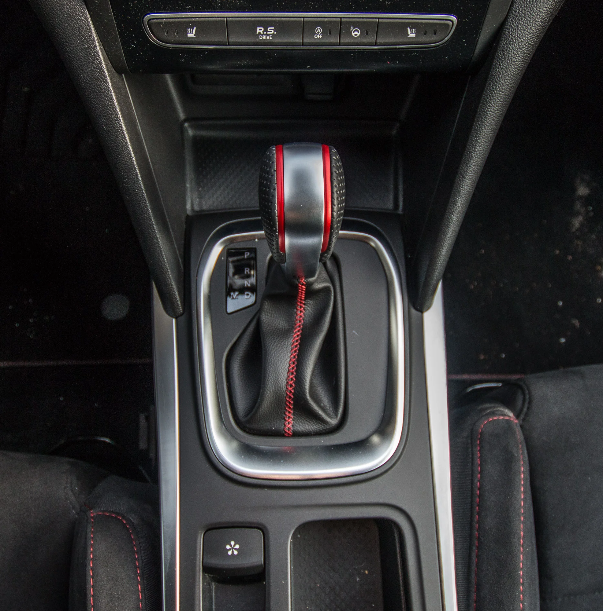 renault-megane-rs-40 