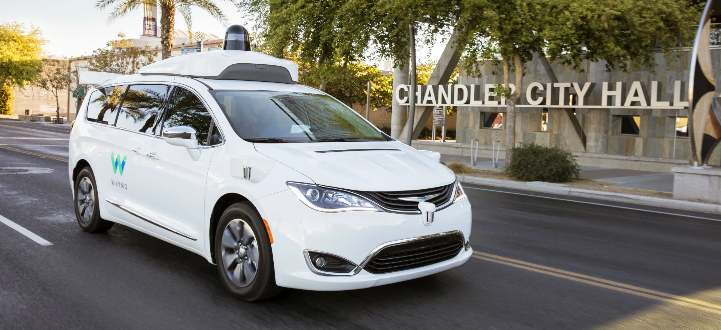 Autonomiczny samochód Waymo miał stłuczkę. Winny? Tym razem ktoś inny
