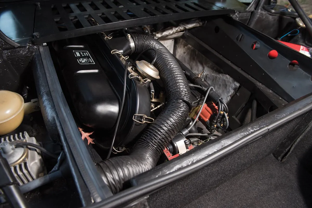 BMW-M1-silnik 