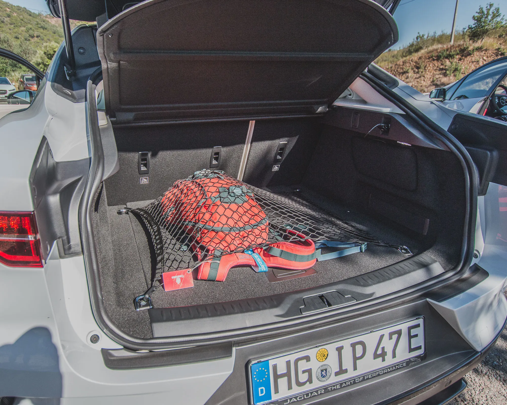 Jaguar-I-Pace-111 