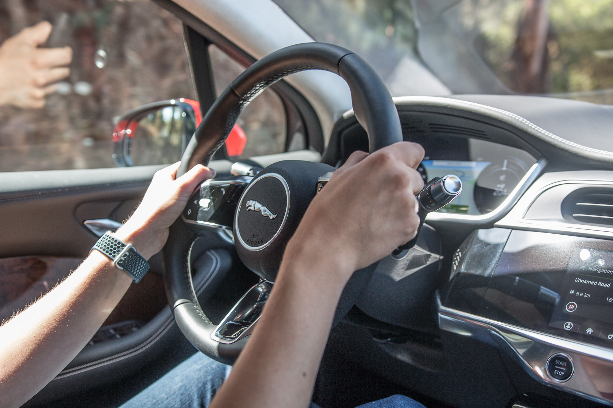 Jaguar-I-Pace-4 