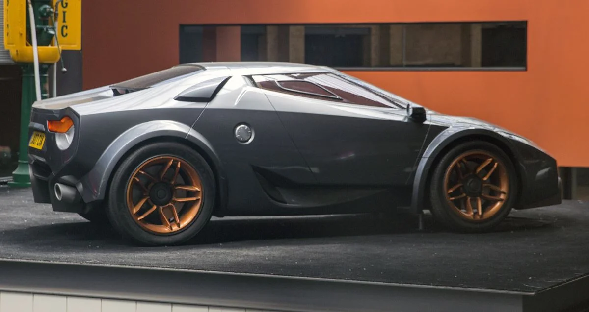 New-Stratos 