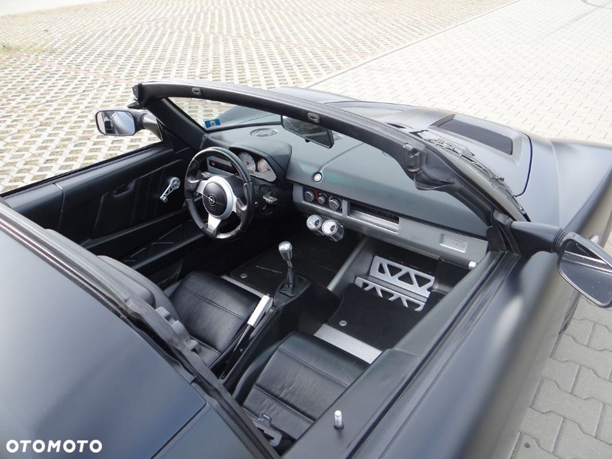 Opel-Speedster-4 