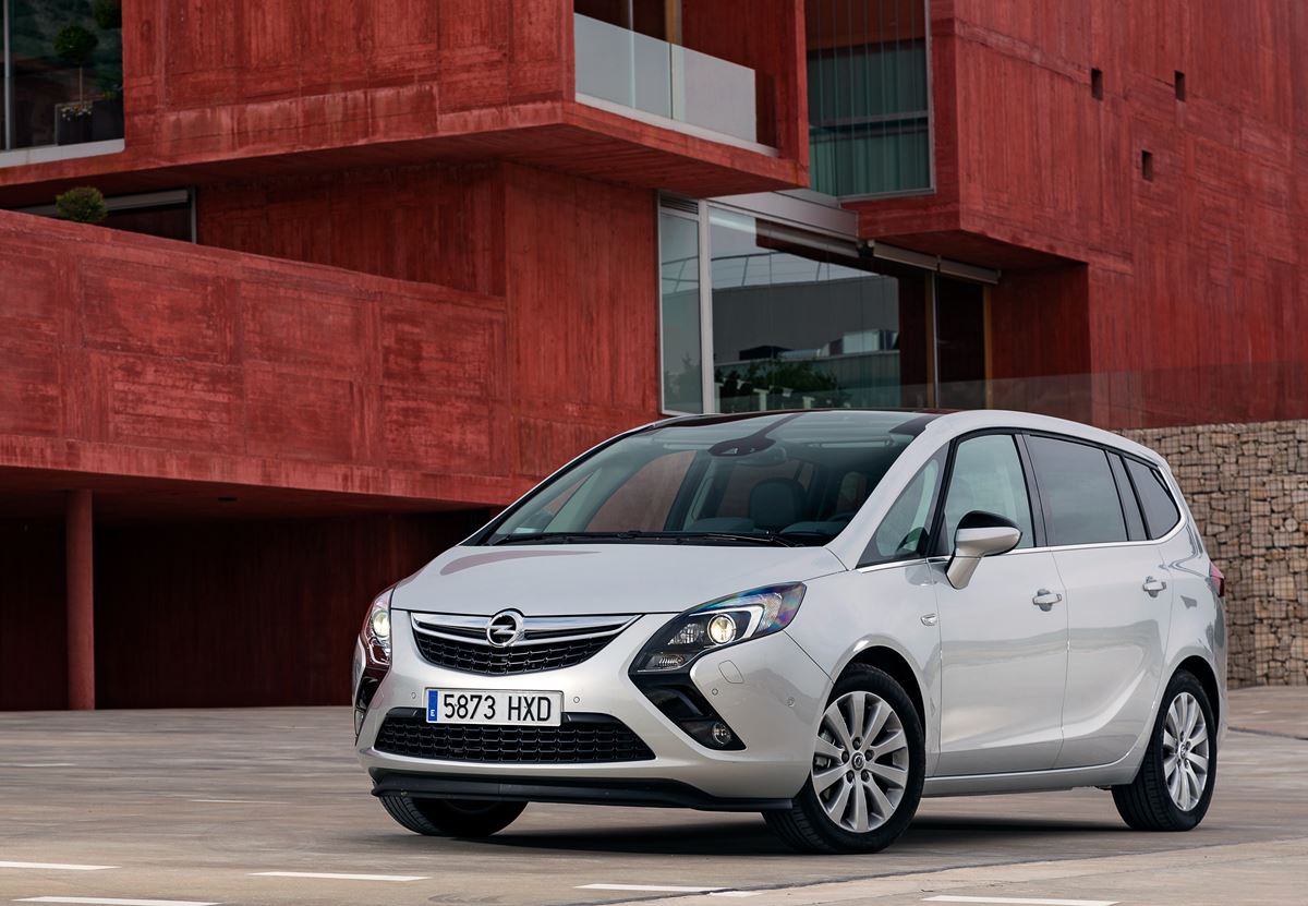Opel-Zafira-3 