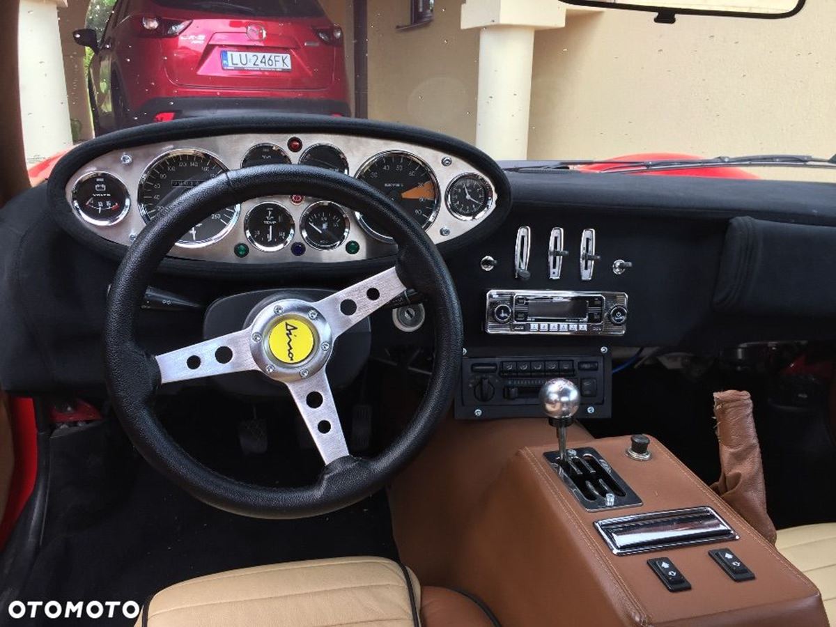 Replika-Ferrari-Dino-5