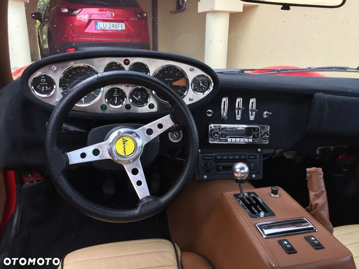 Replika-Ferrari-Dino-5 