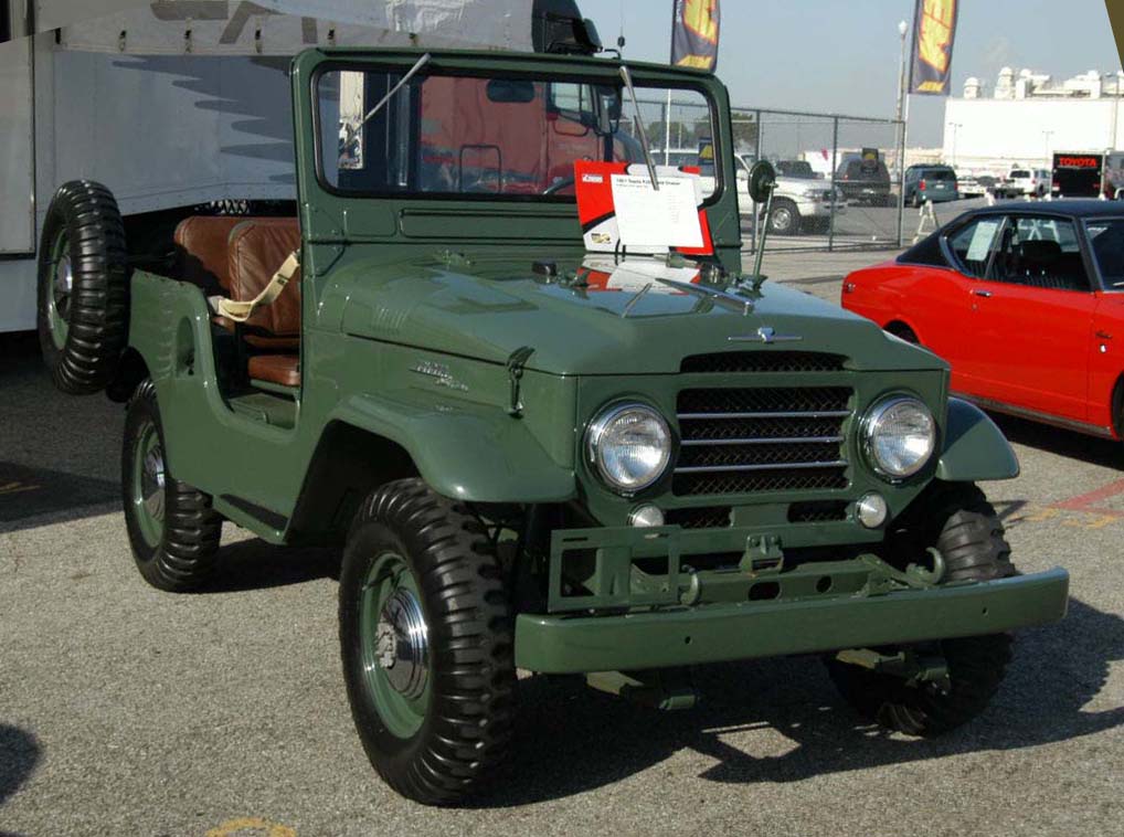 Toyota-Land-Cruiser-FJ25