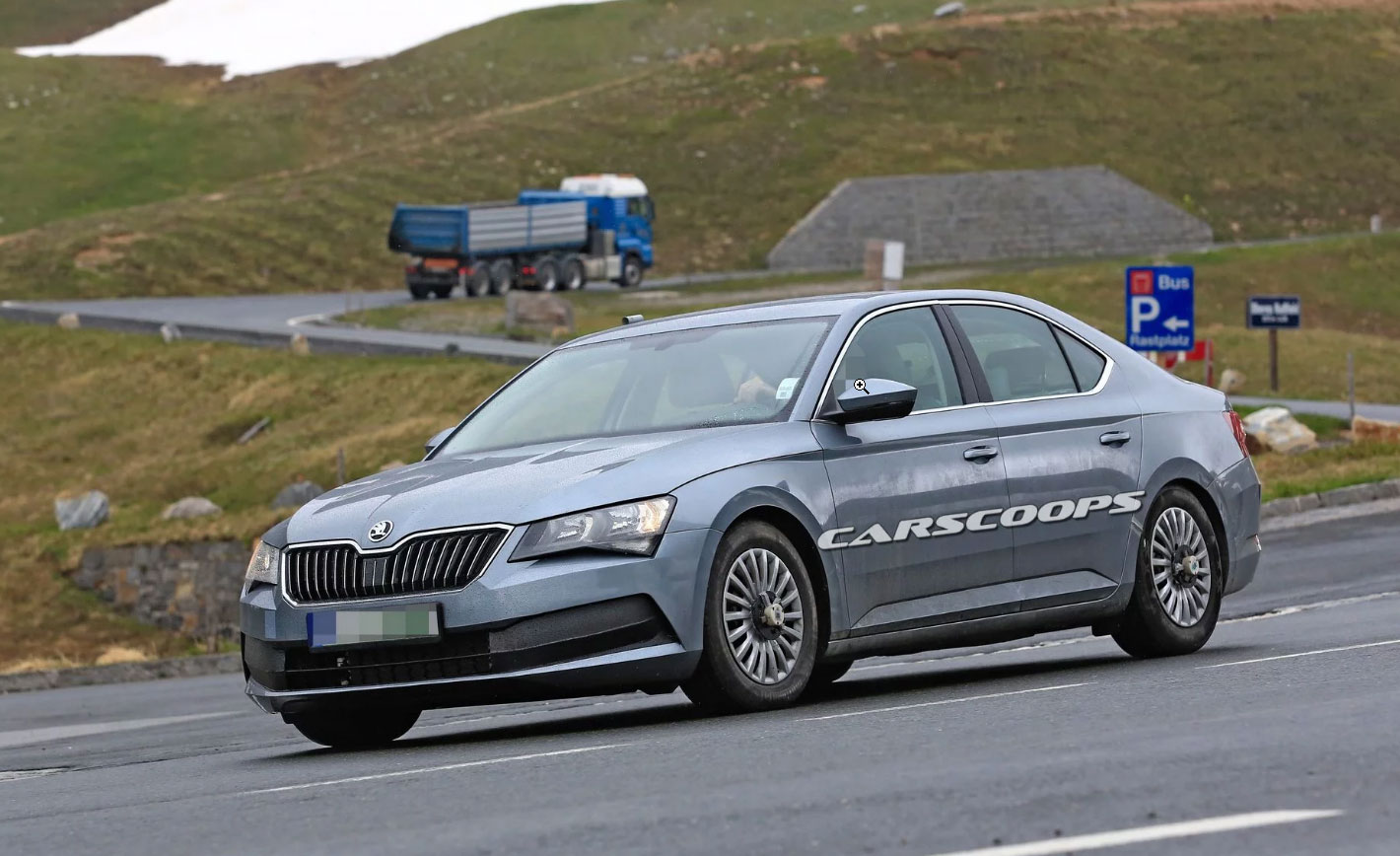 grupa-volkswagen-nowosci-skoda-superb-lifting