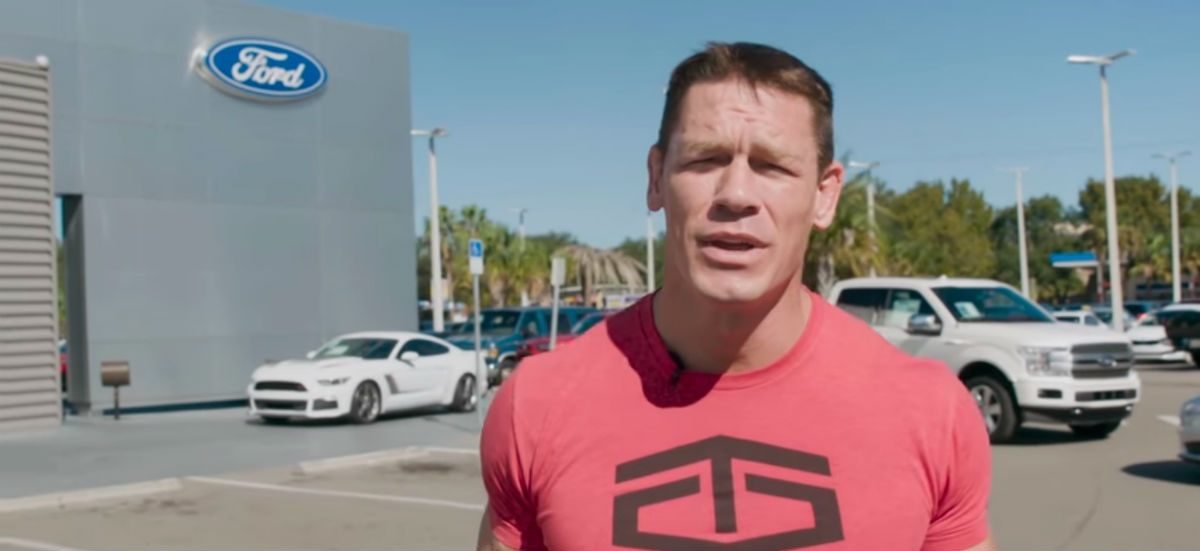 John Cena sprzedał swojego Forda GT. Teraz przyjdzie mu za to zapłacić