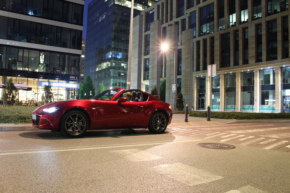 Jeżdżąc bez celu. Test: Mazda MX-5 RF 2.0 SkyFreedom