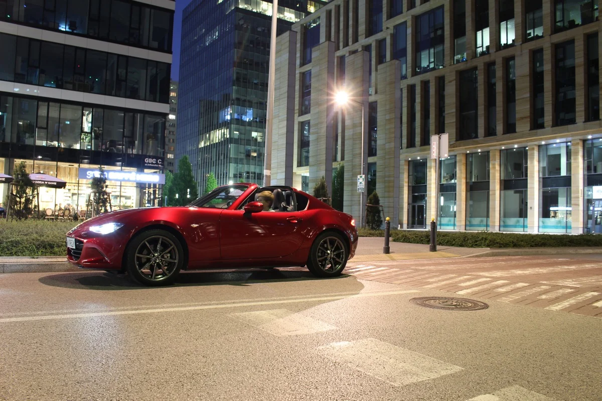 Jeżdżąc bez celu. Test: Mazda MX-5 RF 2.0 SkyFreedom