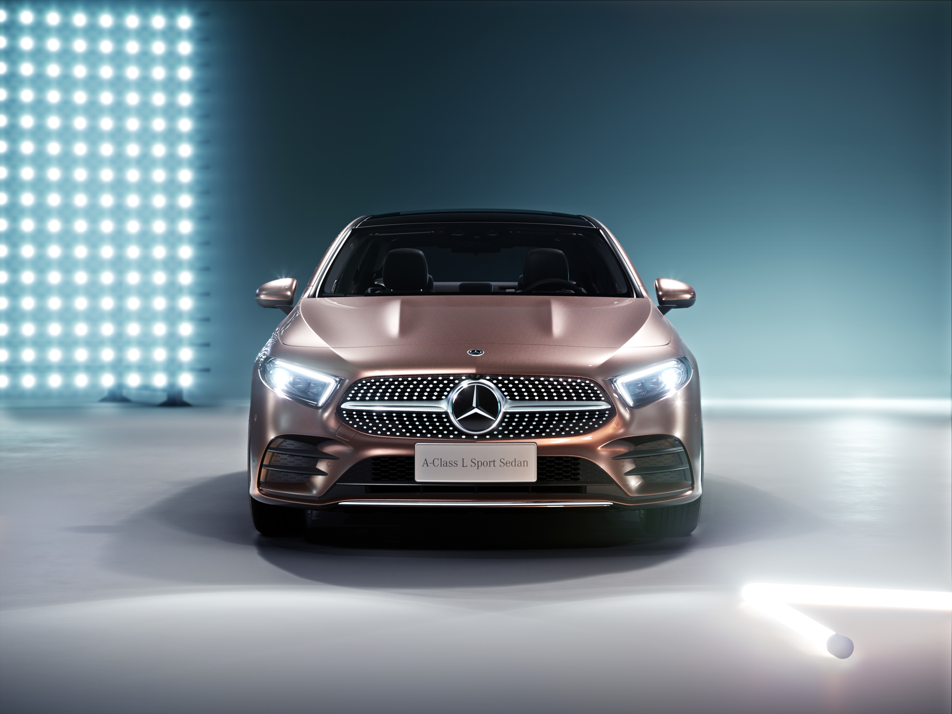 O nowym CLA wiemy już więcej, niż Mercedes chciałby pokazać