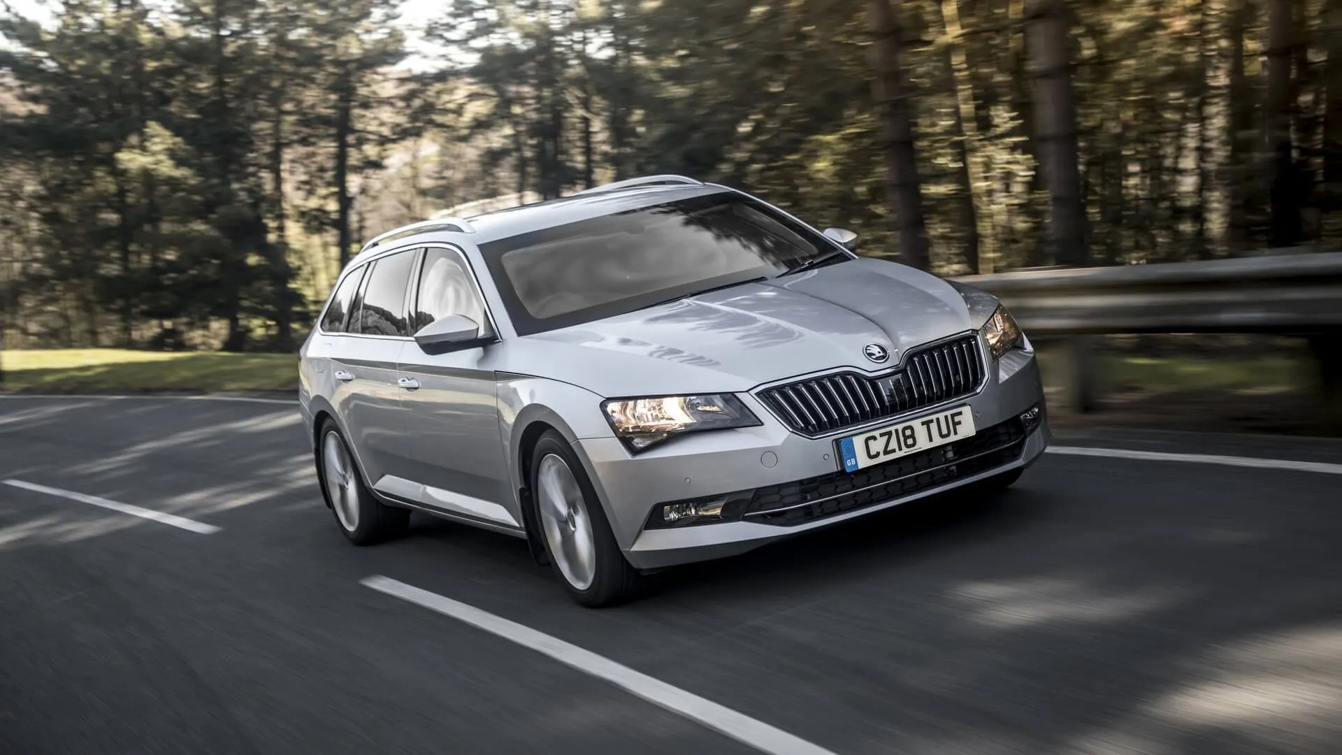 opancerzona-skoda-superb-2 