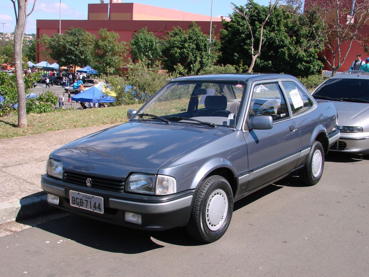 volkswagen-apollo_217 
