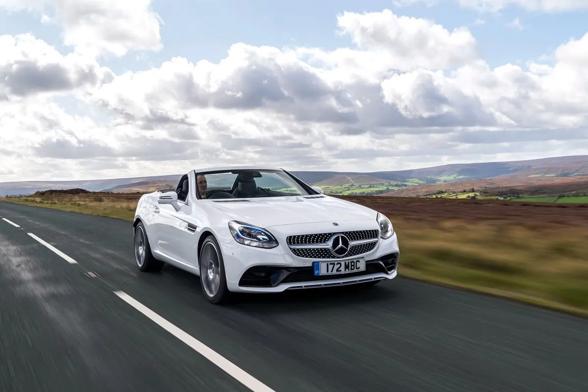 Kabriolet-mercedes-slc 