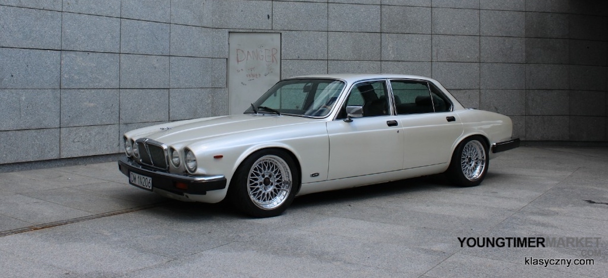 Jaguar XJ