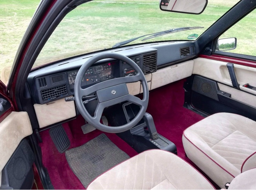 Lancia Y10 