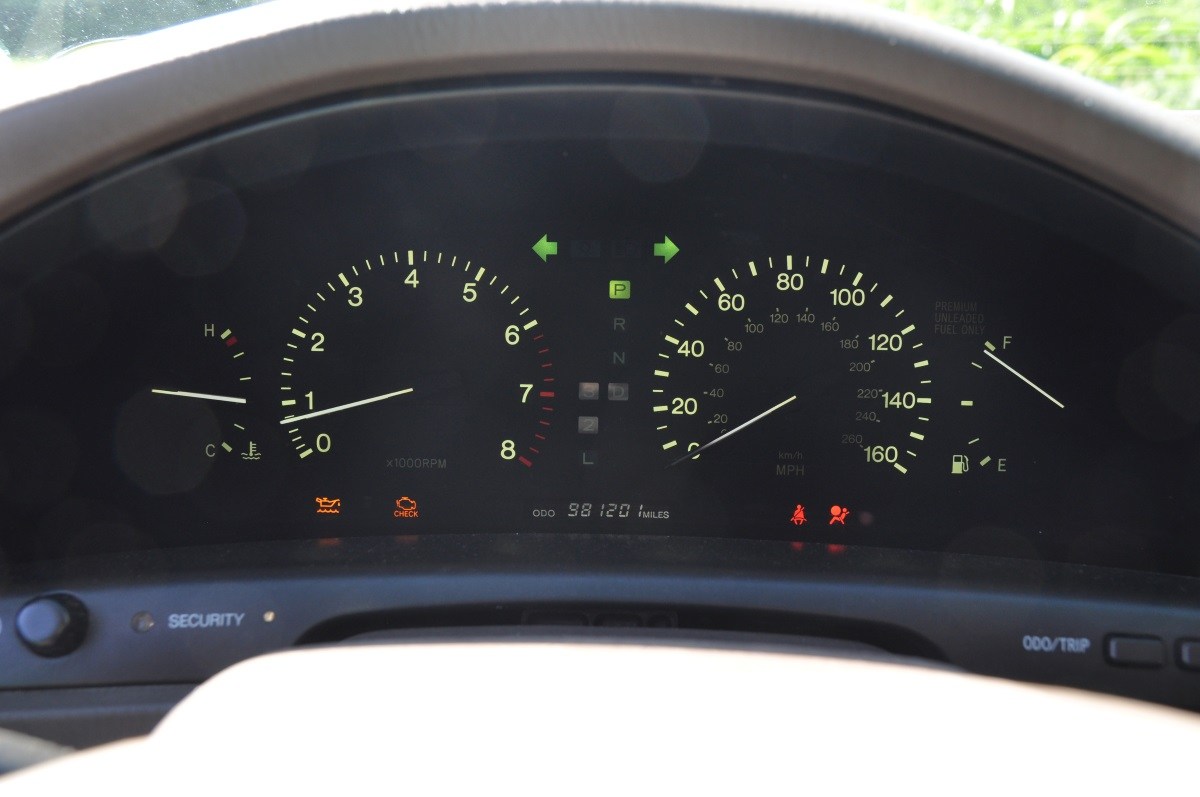 Lexus LS400 