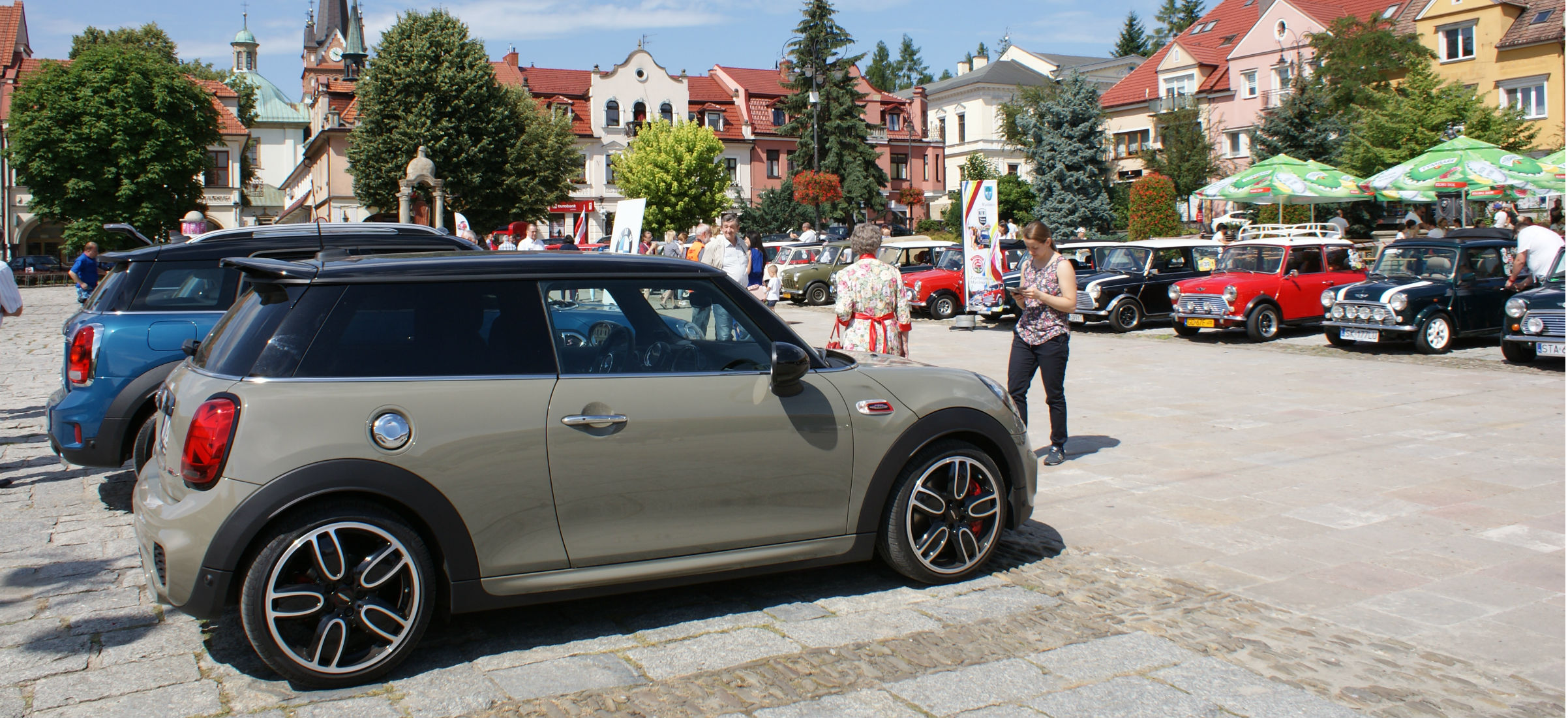 Zabrałam Mini John Cooper Works na zlot fanów marki. To auto przekonało mnie do nowych Mini