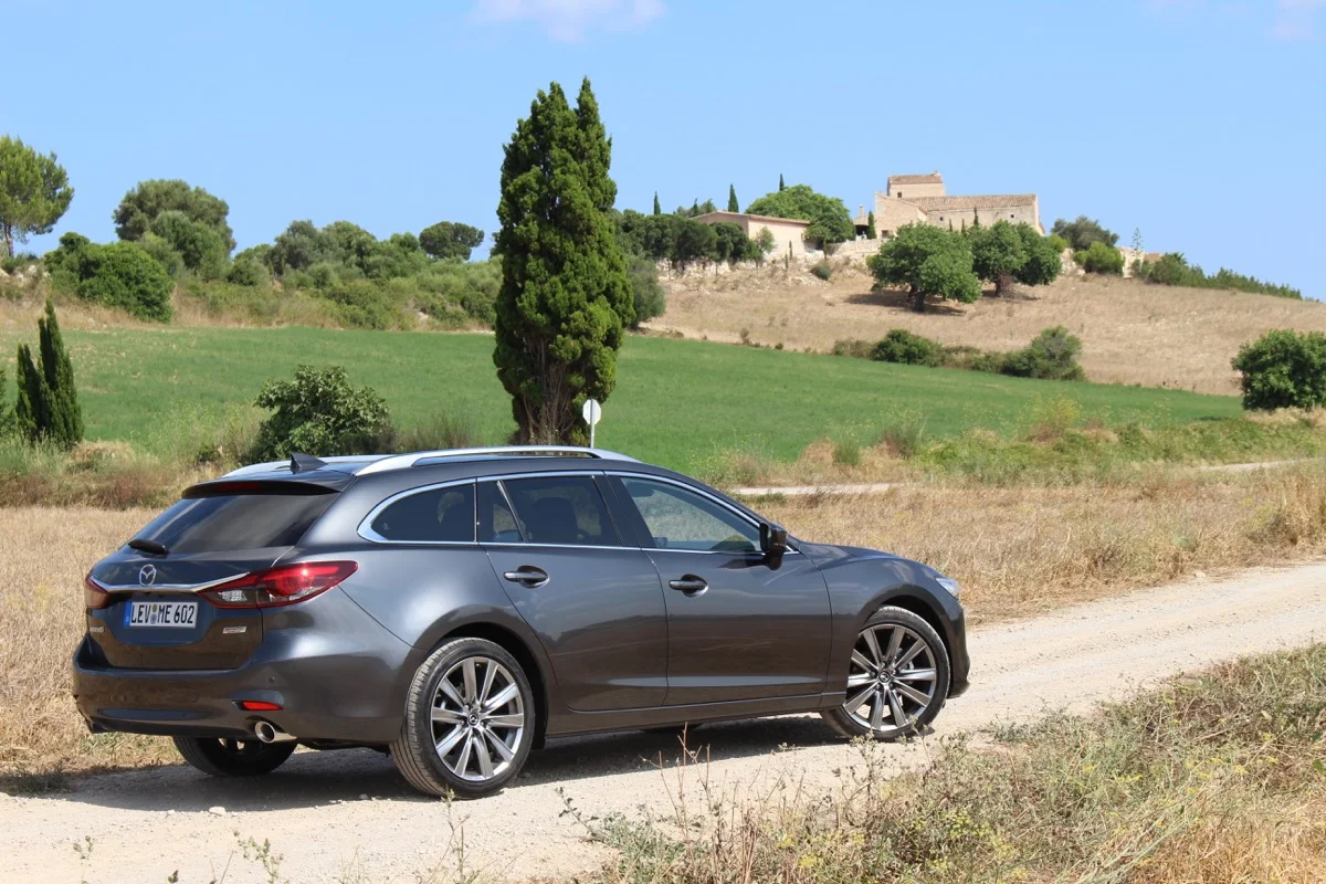 Mazda 6 