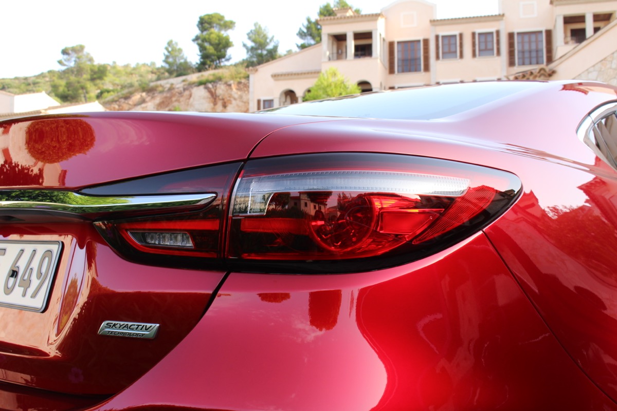 Mazda 6 