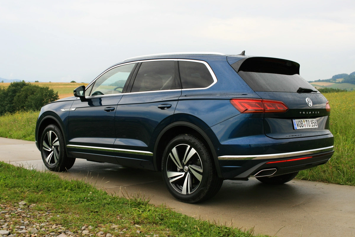 nowy-volkswagen-touareg-24 