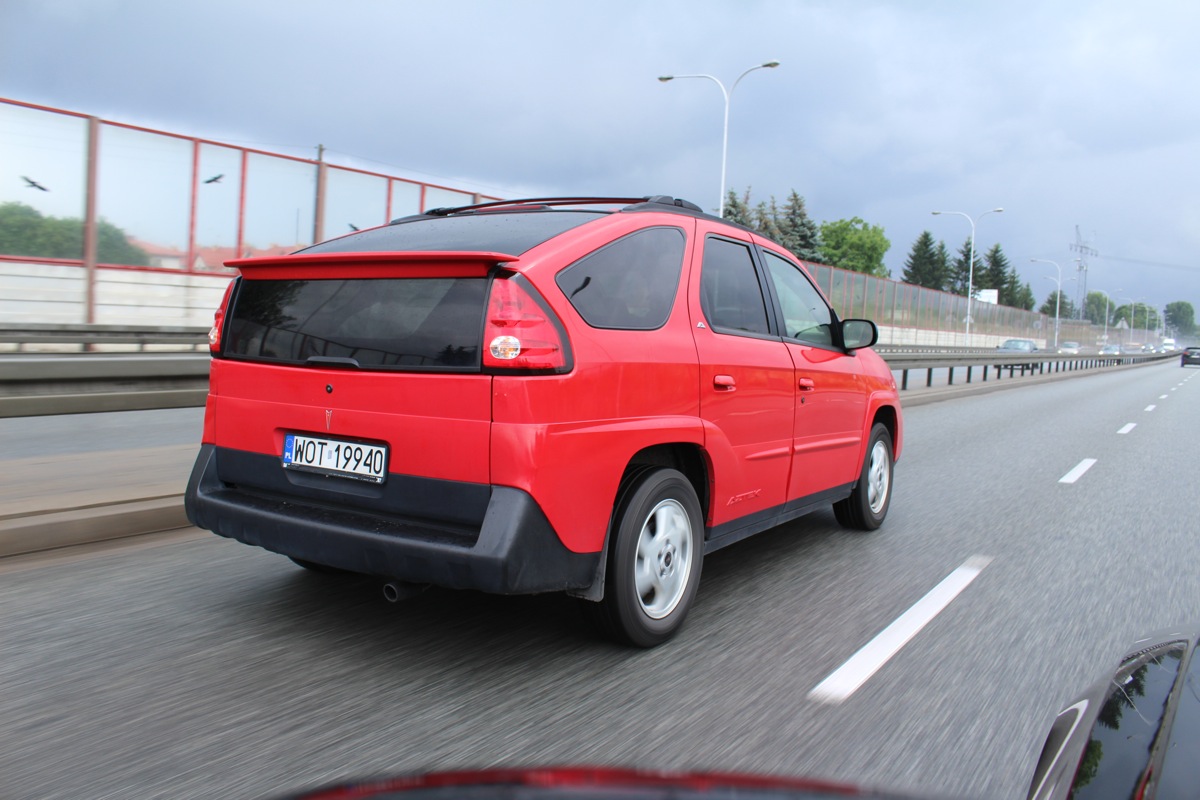 pontiac-aztek-42 