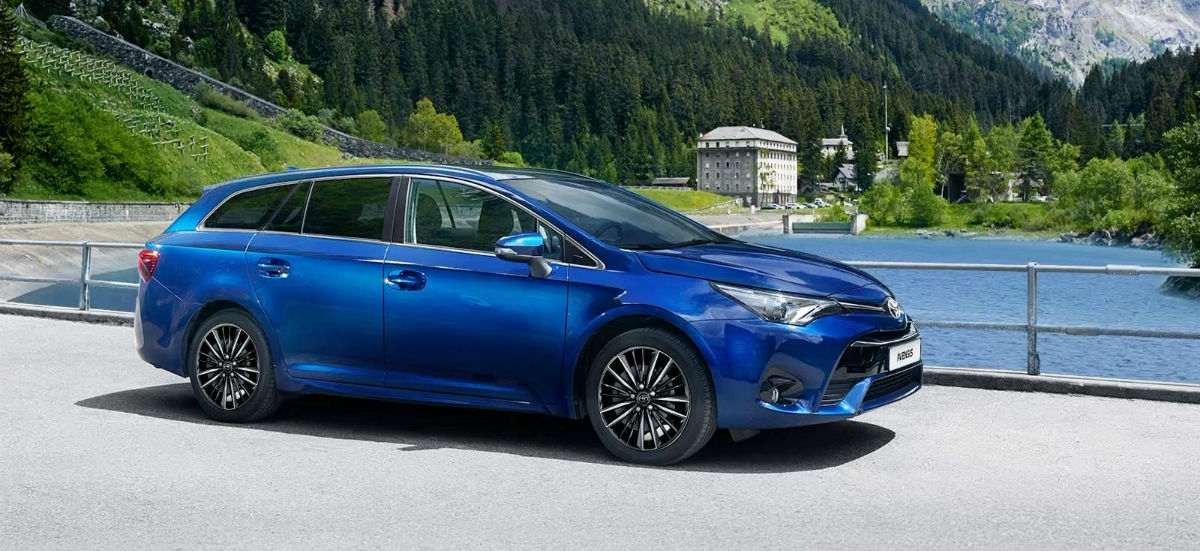 Niespodzianka - Toyota Avensis nie zniknie z polskiego rynku