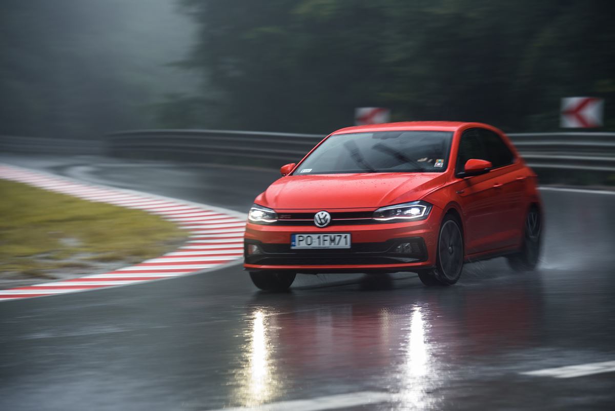 volkswagen-polo-gti-17 