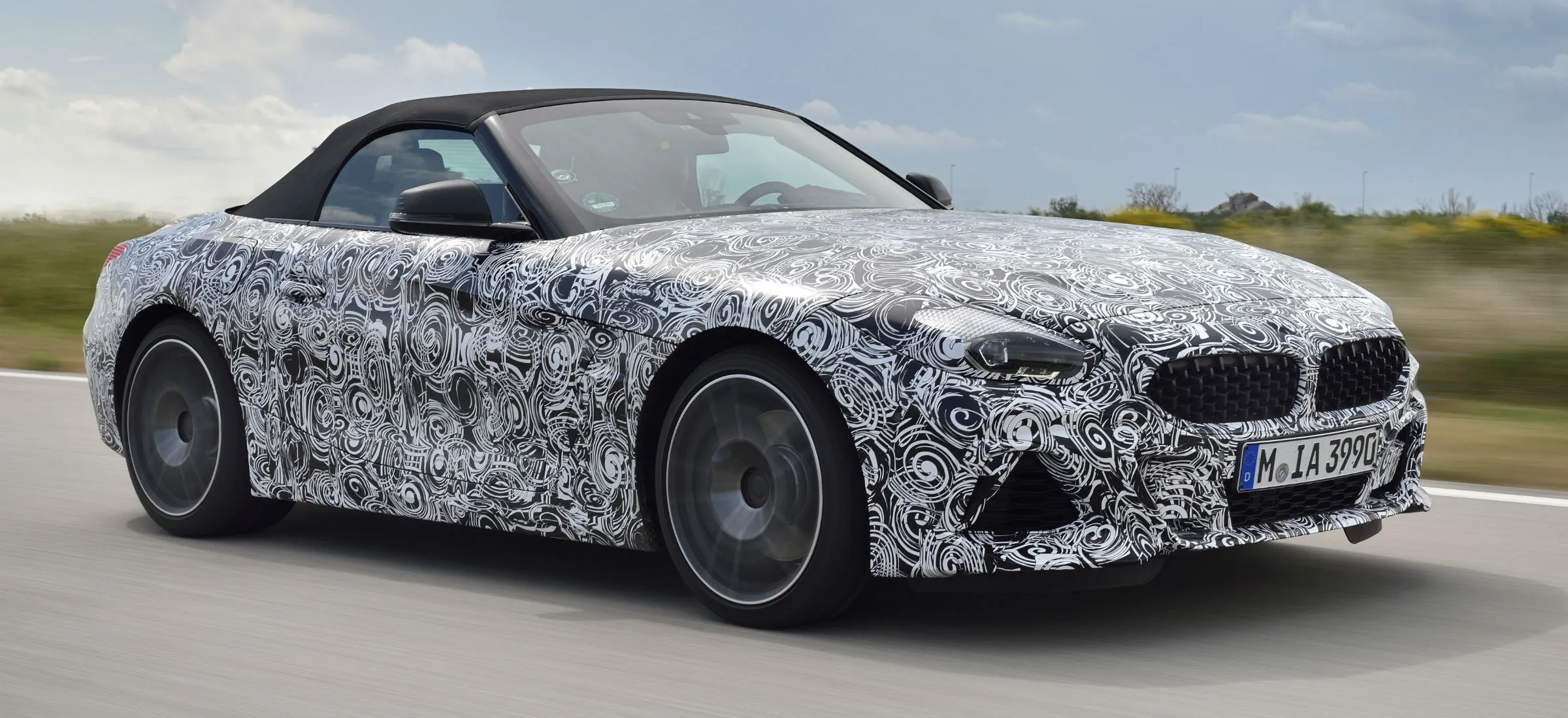 Wyciekły zdjęcia BMW Z4 bez kamuflażu. Co wiemy przed premierą?