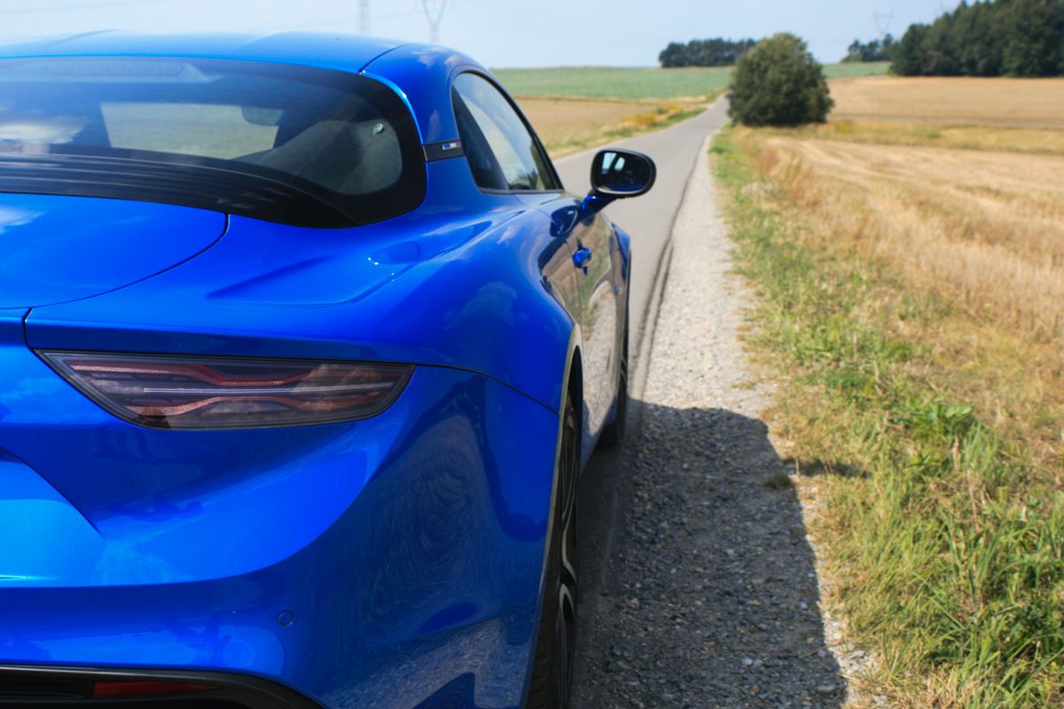 Alpine A110 