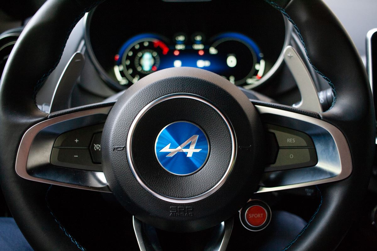 Alpine A110 