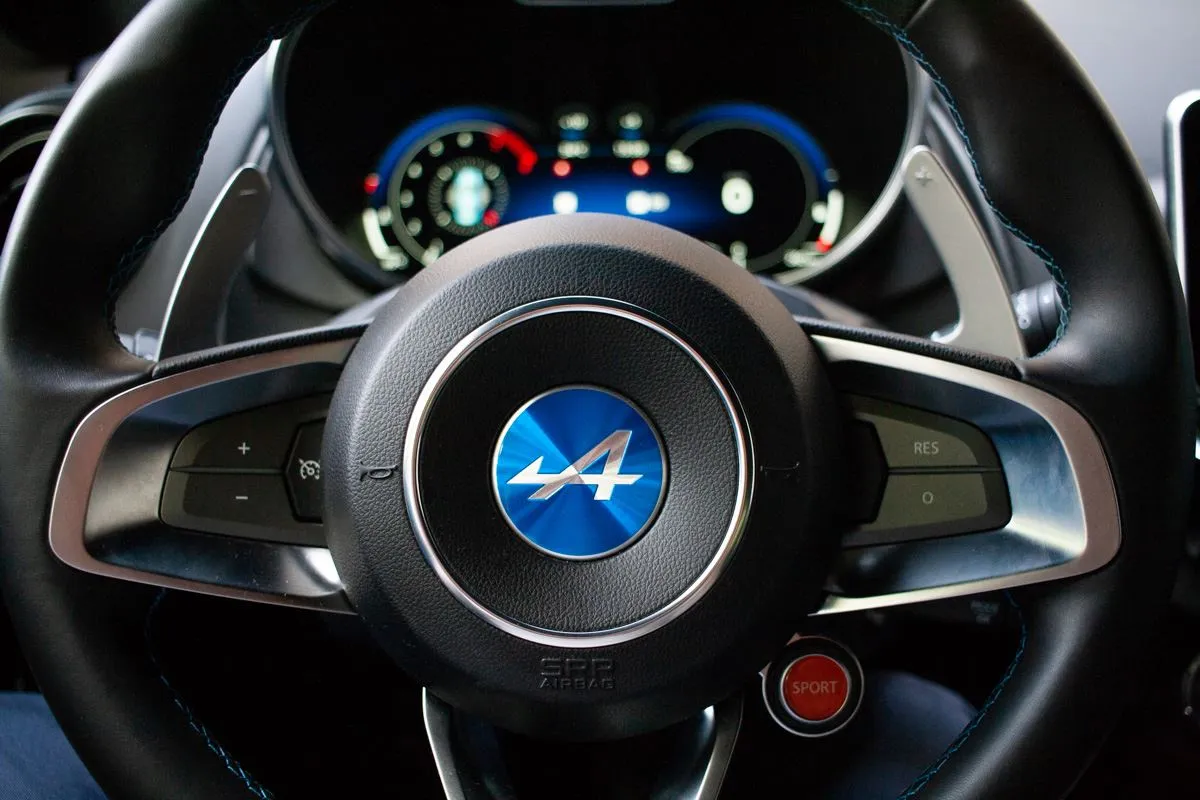 Alpine A110 