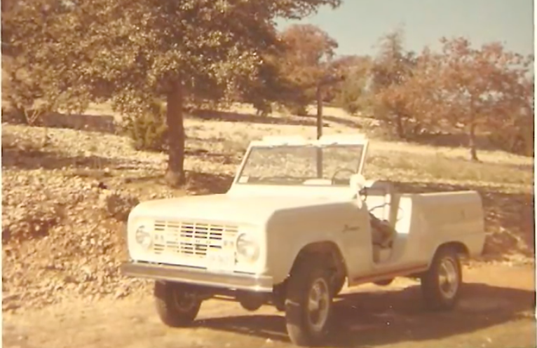 Ford Bronco 