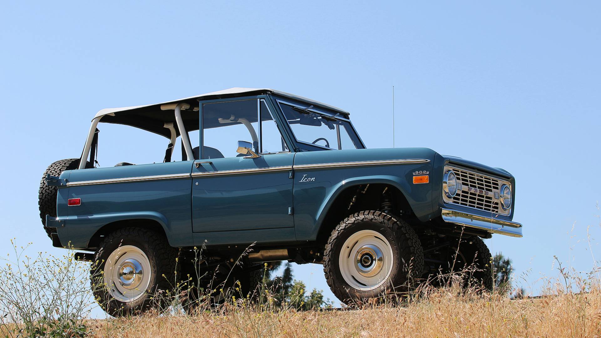 Ford Bronco 