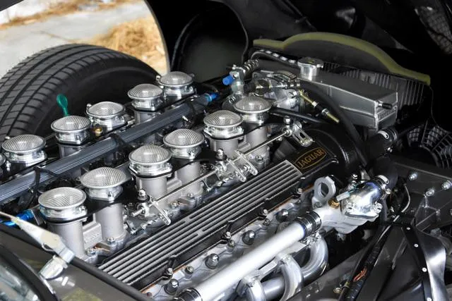 najmocniejszy Jaguar E-Type 