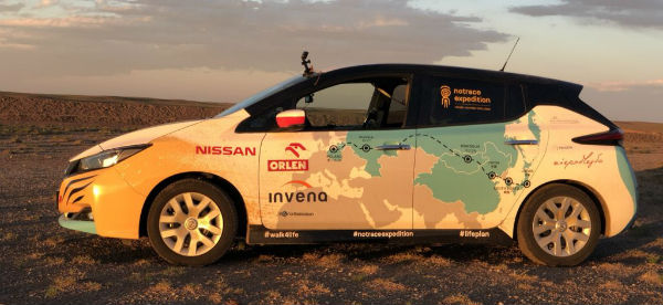 Nissan Leaf w trasie z Polski do Japonii pokonał 16 000 km. Teraz czas na powrót
