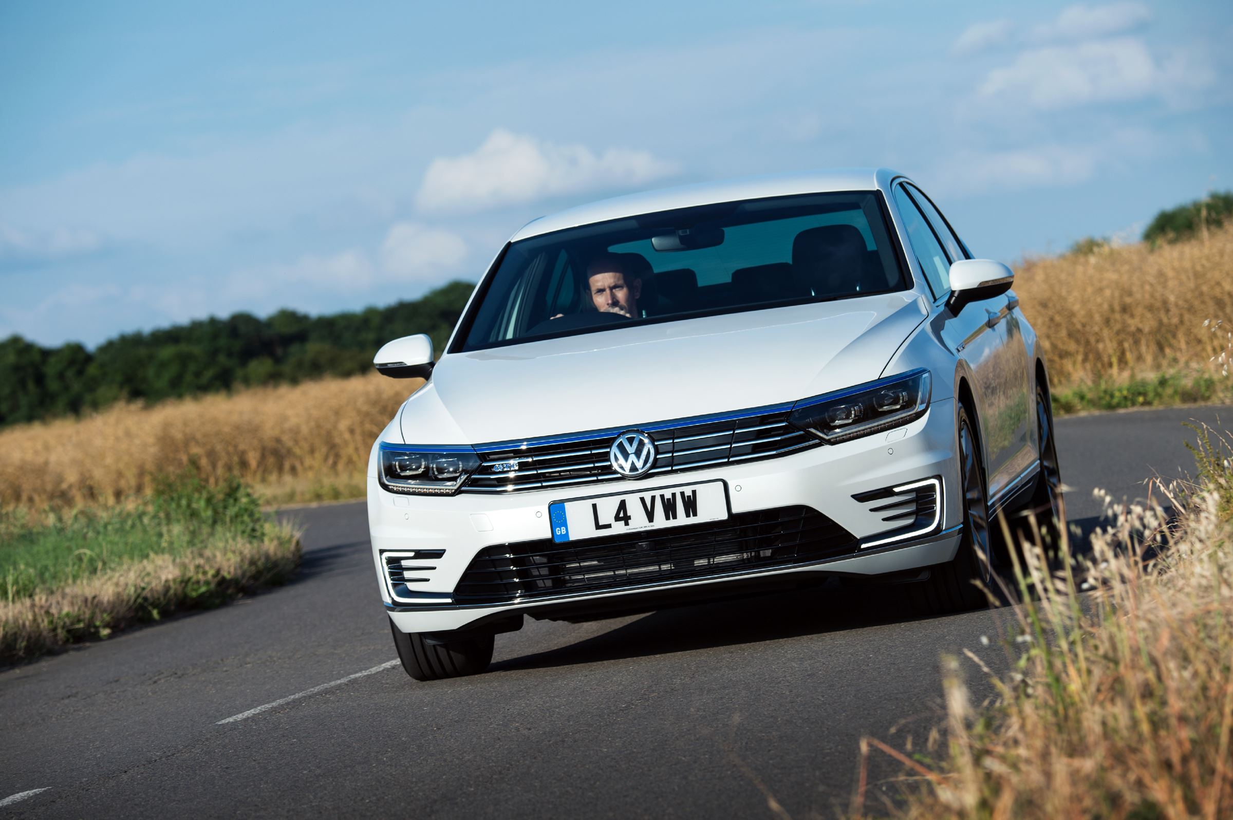VW Passat GTE 
