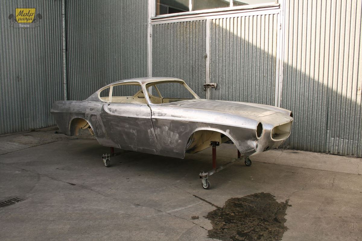 Volvo P1800 renowacja