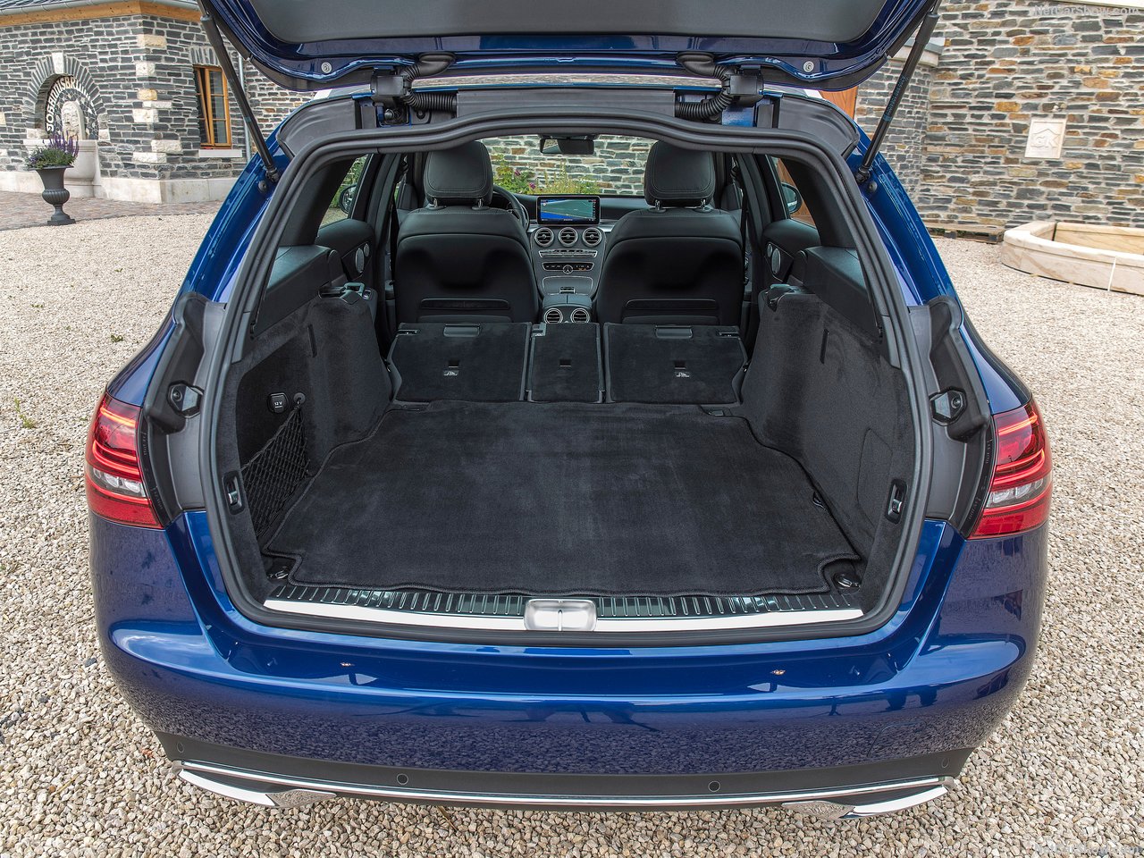 Mercedes C200 4MATIC 