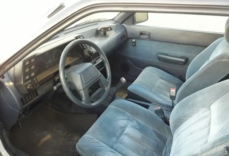 Subaru Leone 