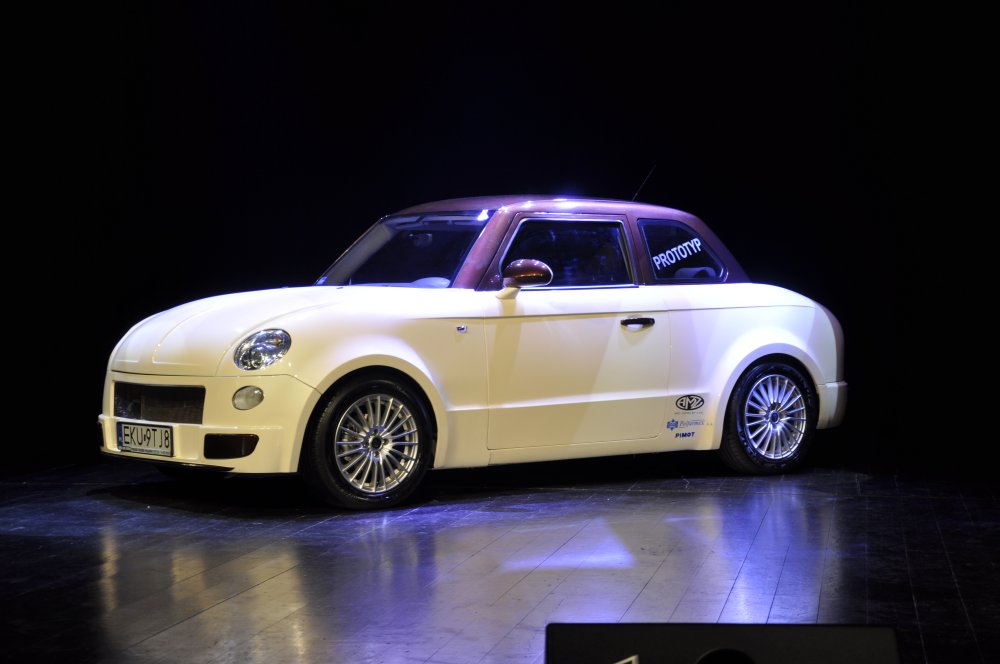 AMZ Syrena